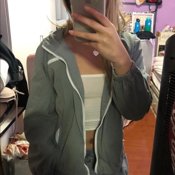 Brandy Melville Jackets & Blazers - NWOT Brandy Melville Green Krissy Windbreaker